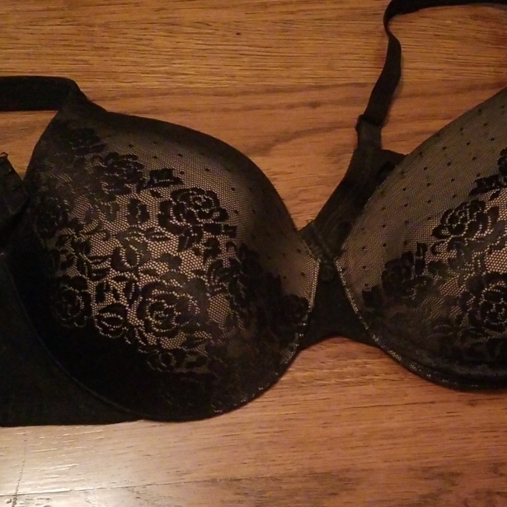 Soma stunning support bra, no show minimizer